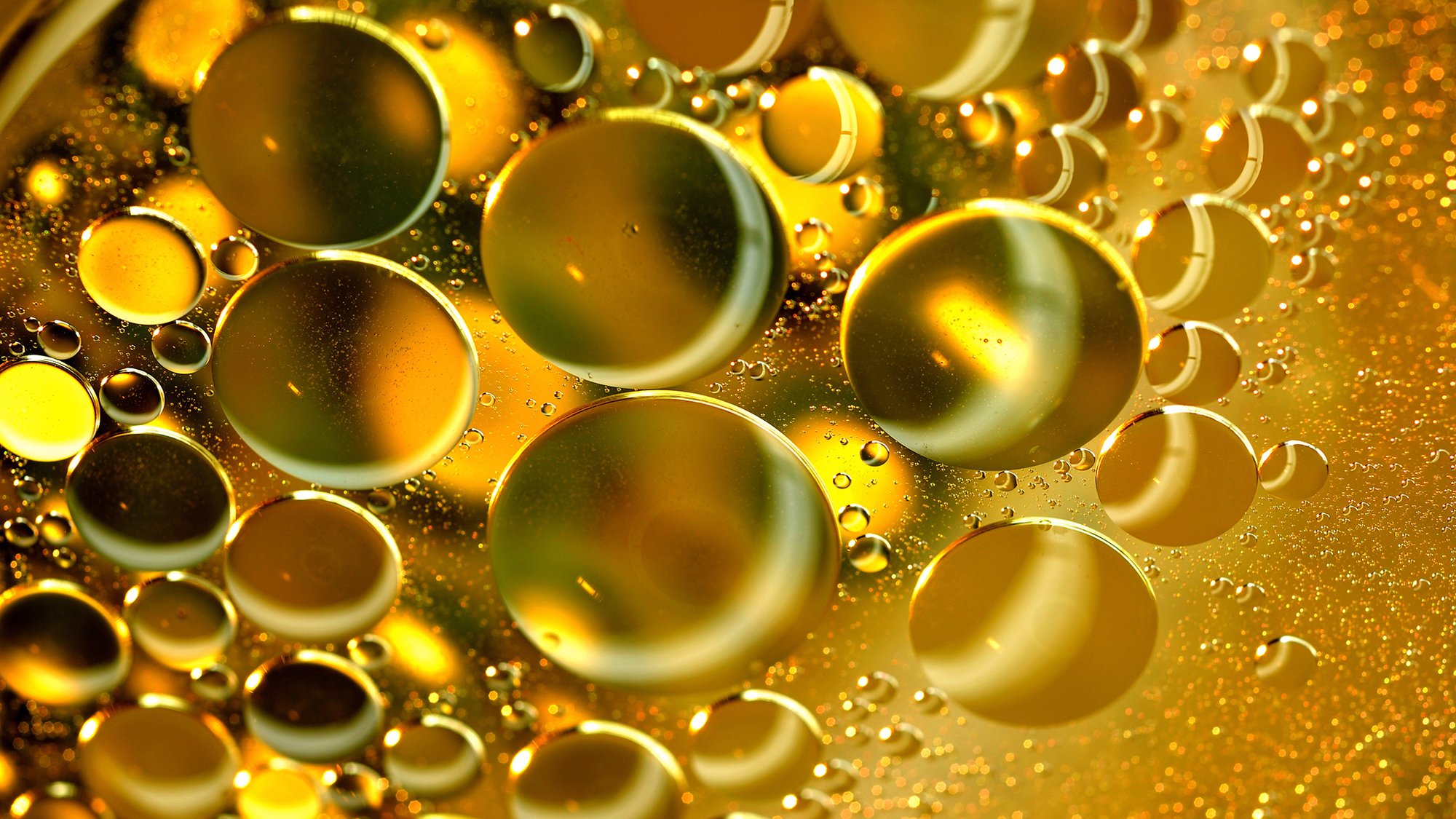 ext-emulsion-yellow-02-2048x1152px-1